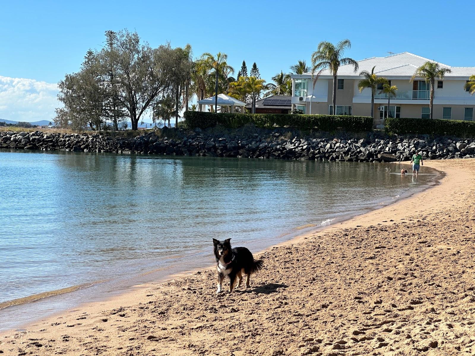 Sandee Raby Bay Dog Beach