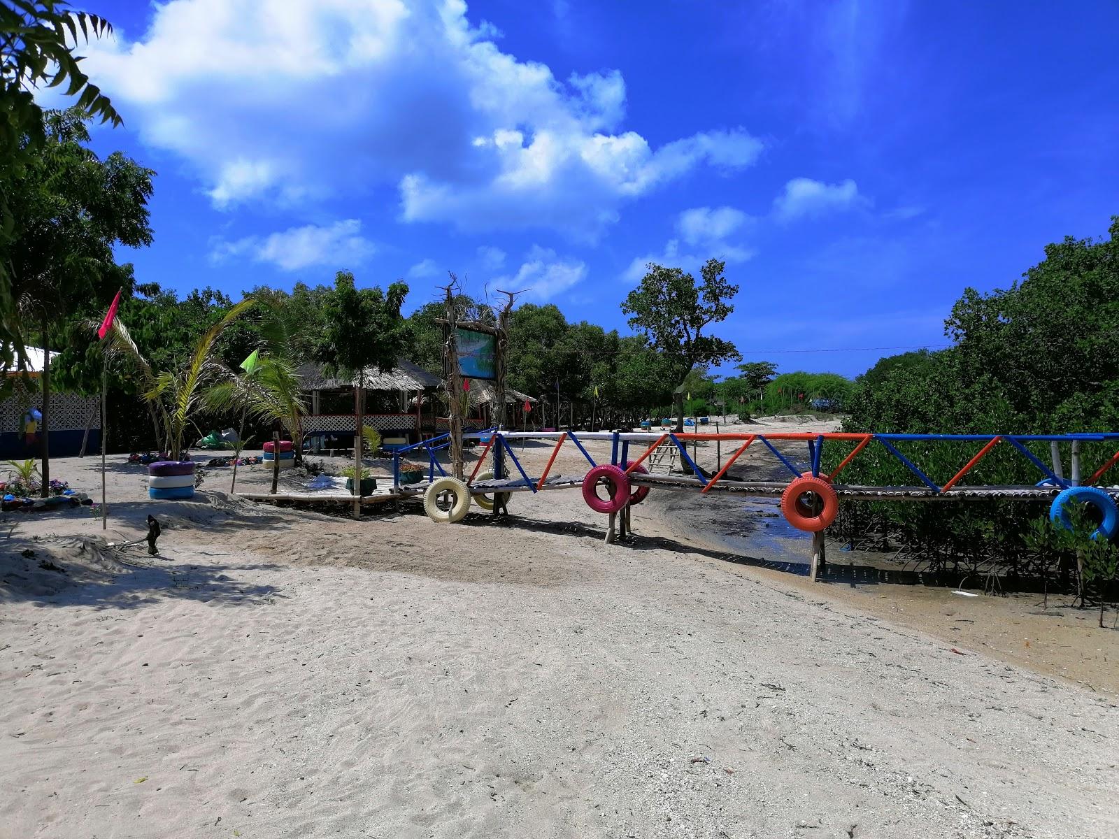 Sandee Camp Elizabeth Resort
