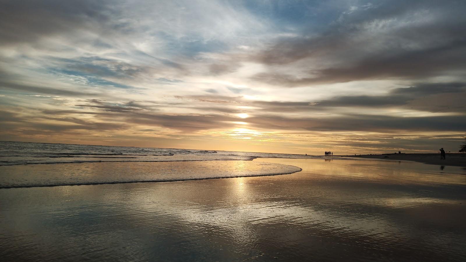 Sandee Wisata Pantai Tiku