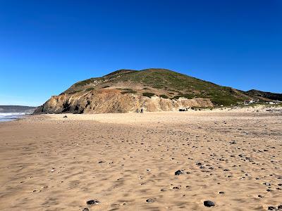 Sandee - Praia De Vale Figueiras