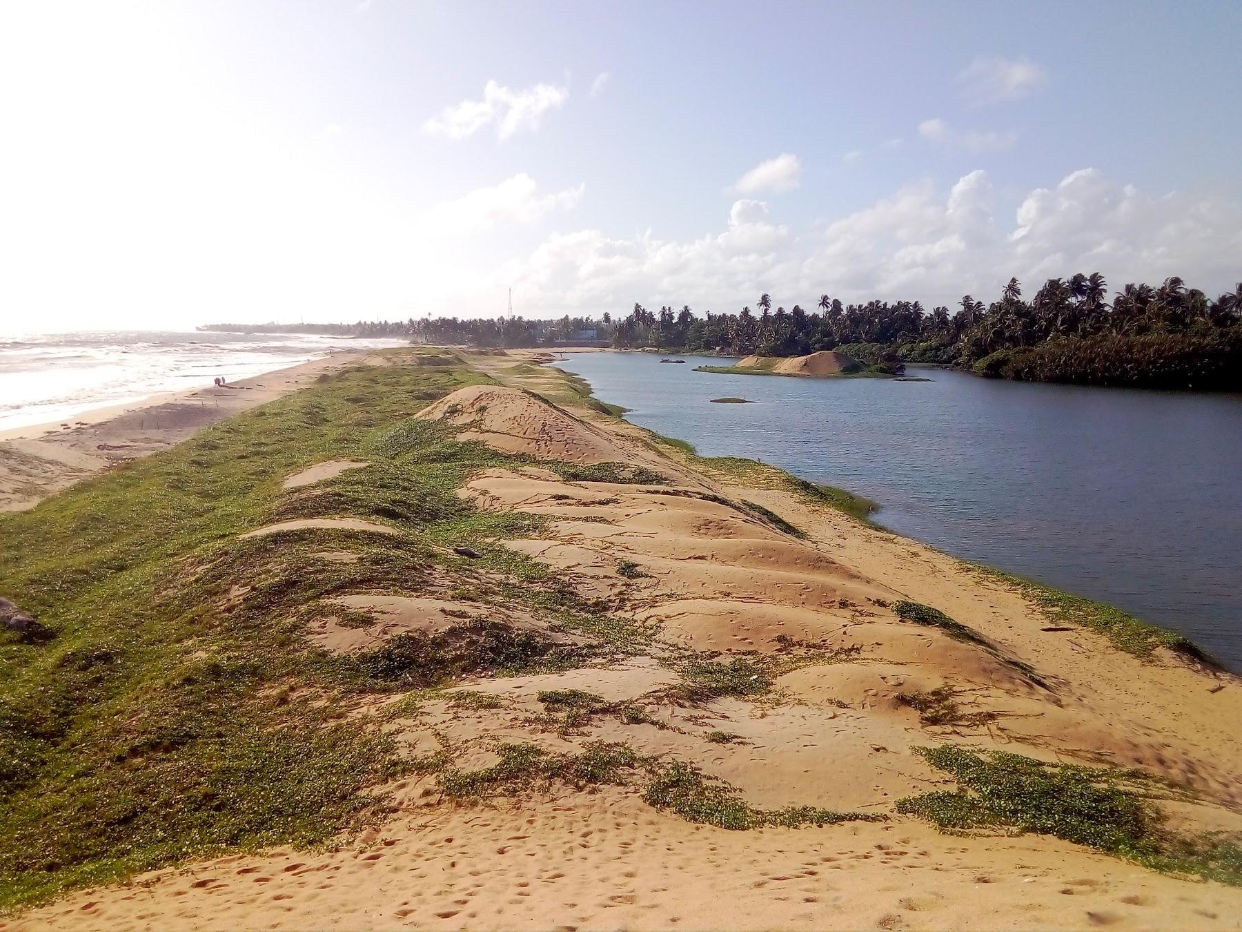 Sandee Gintota Beach