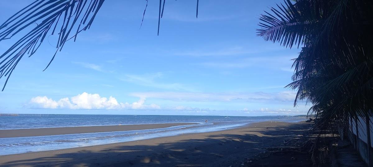 Sandee Yulo Beach Photo