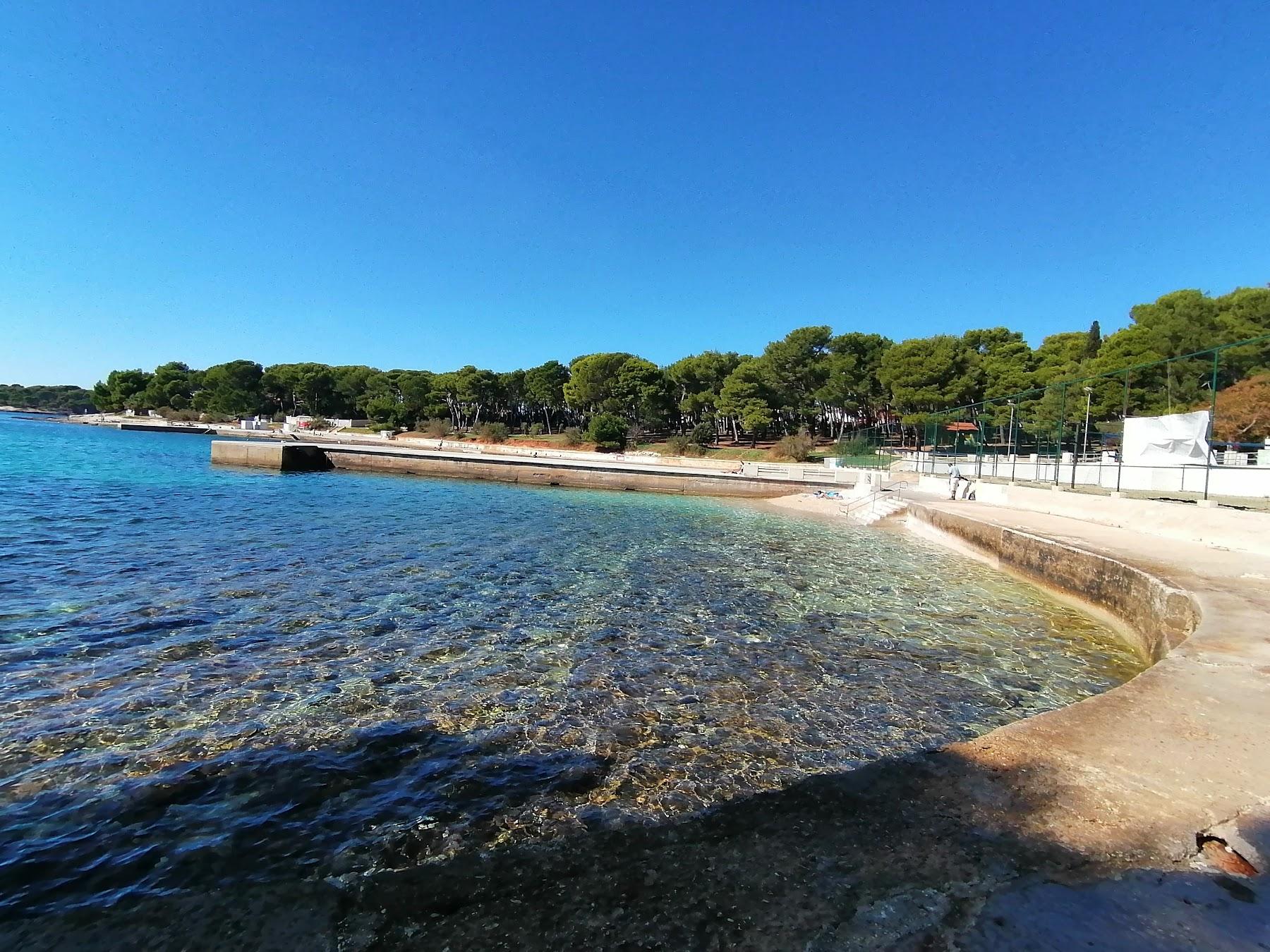 Sandee Valkane Beach