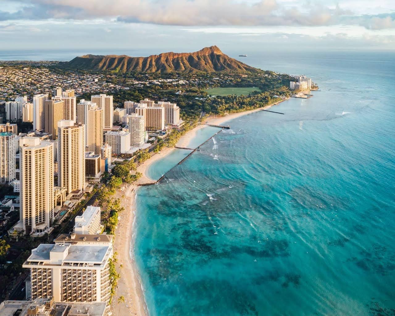 Sandee Waikiki Beach