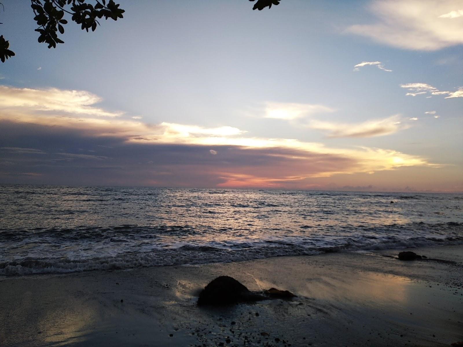 Sandee Pantai Akerica
