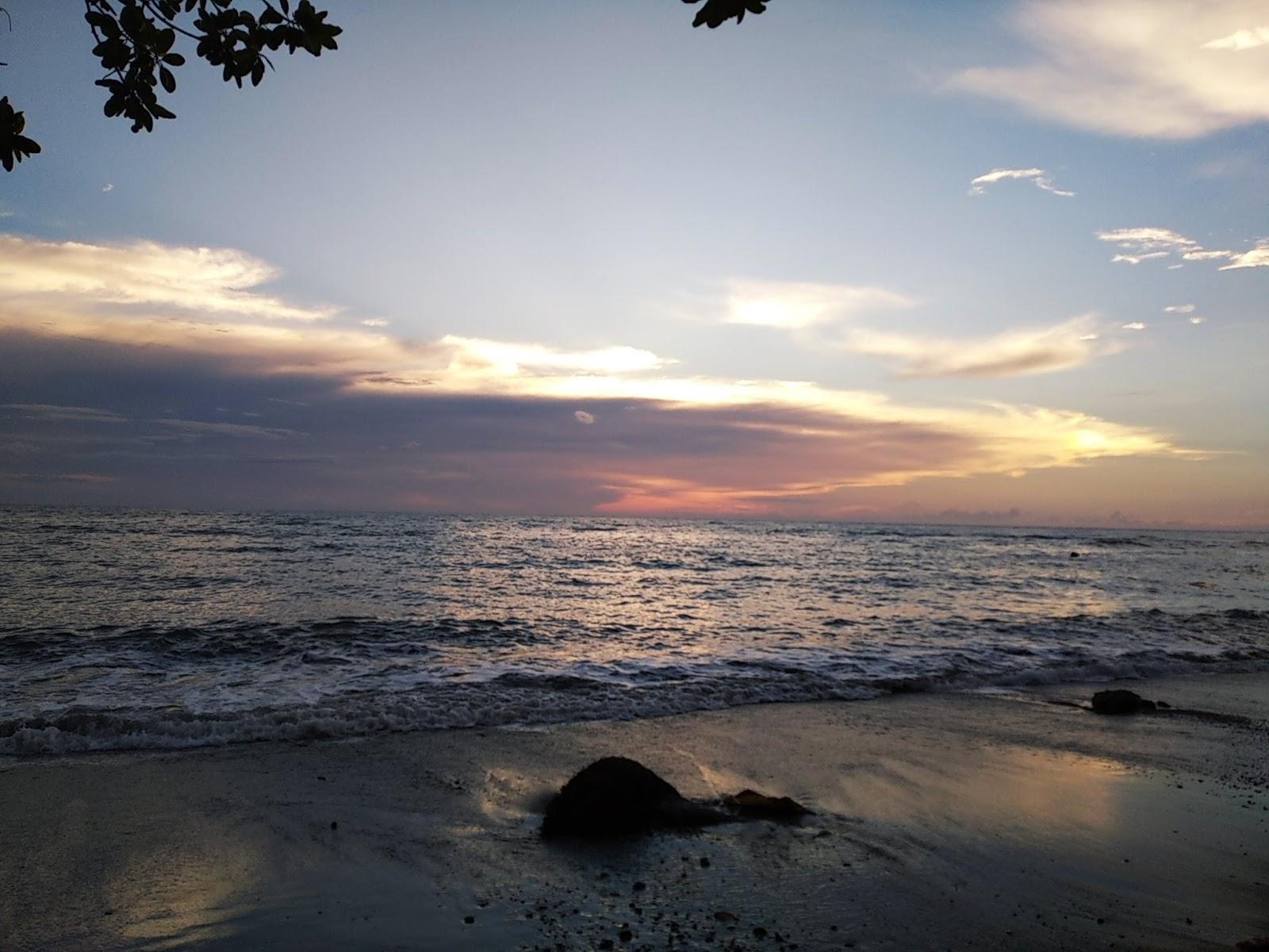 Sandee Pantai Akerica Photo