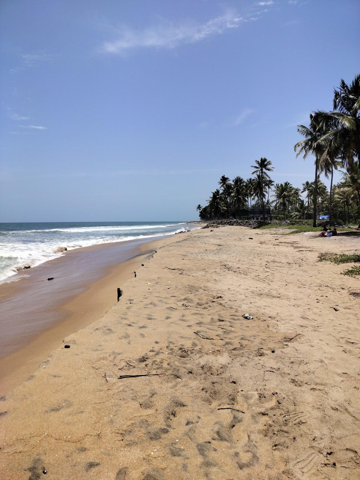 Sandee Vadanapally Beach