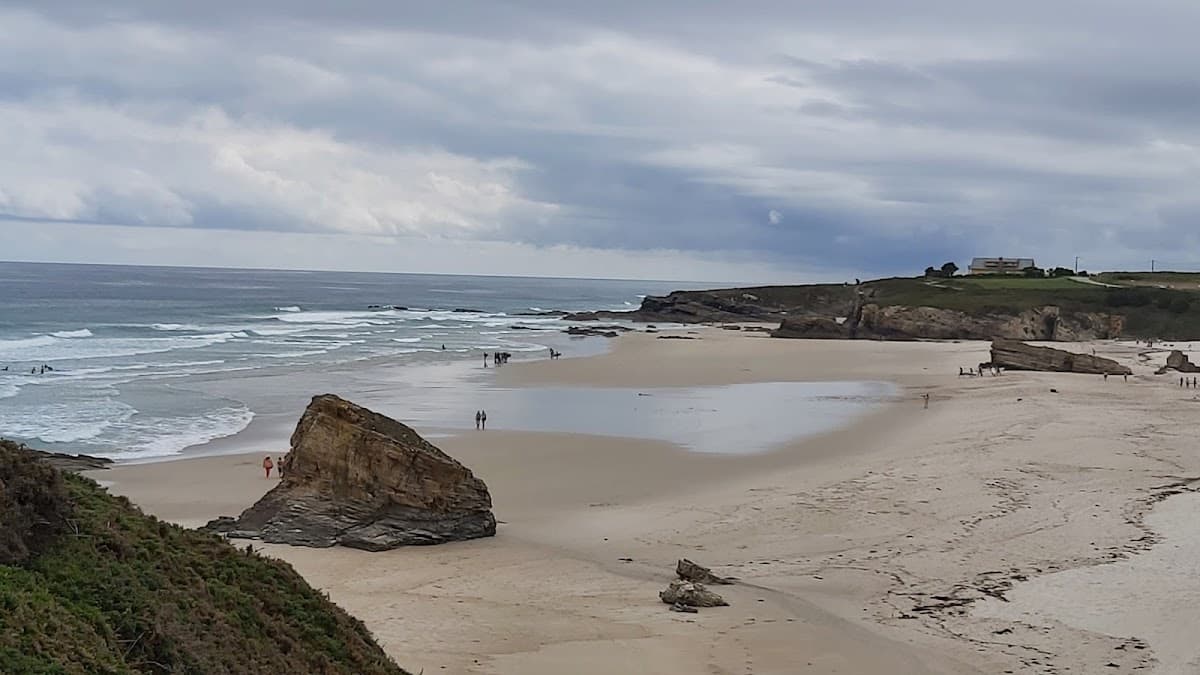 Sandee - Praia De Longara