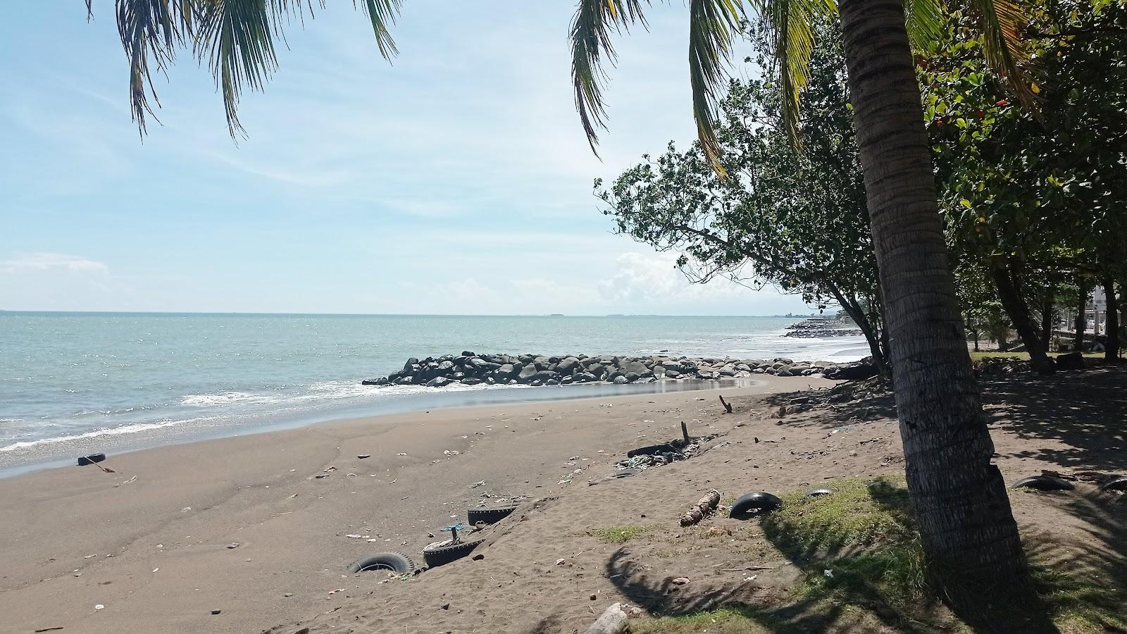 Sandee Taplau Padang