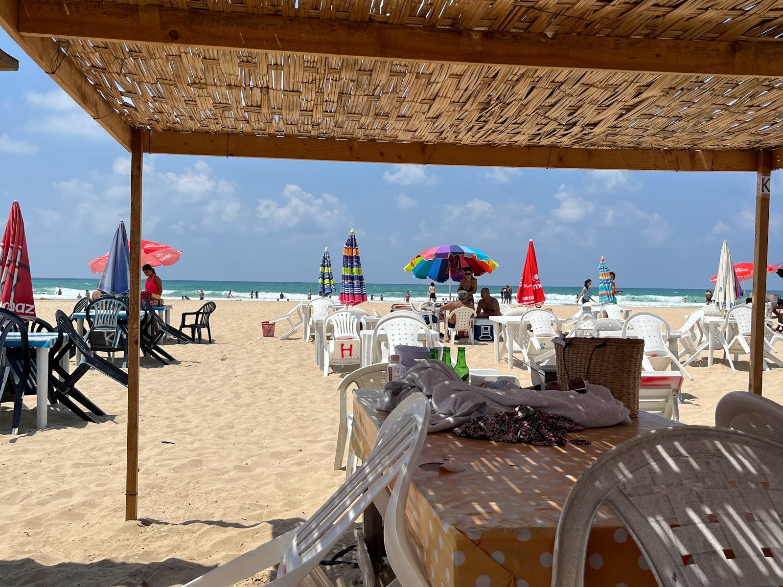 Sandee Urchin Resto & Beach By Houmani
