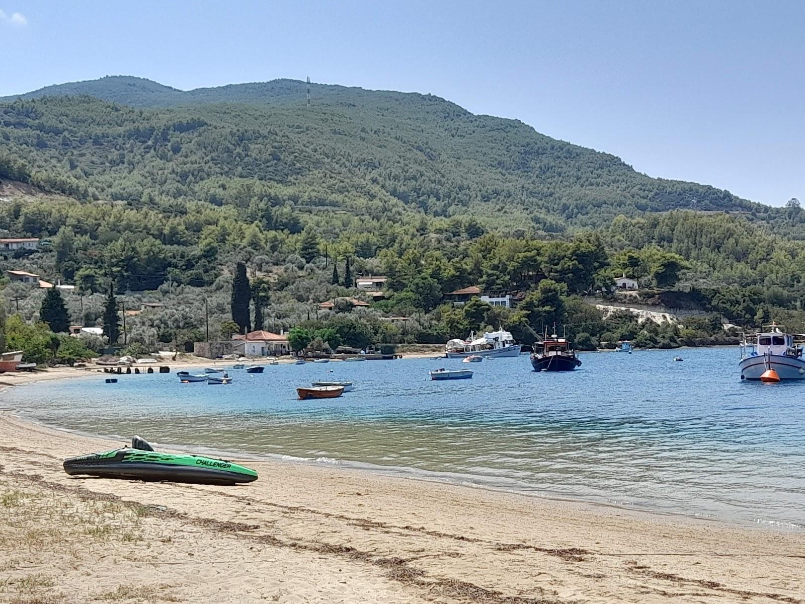 Sandee Beach Mylos Gialtra