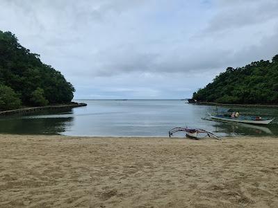 Sandee - Isla Salamin Beach Resort