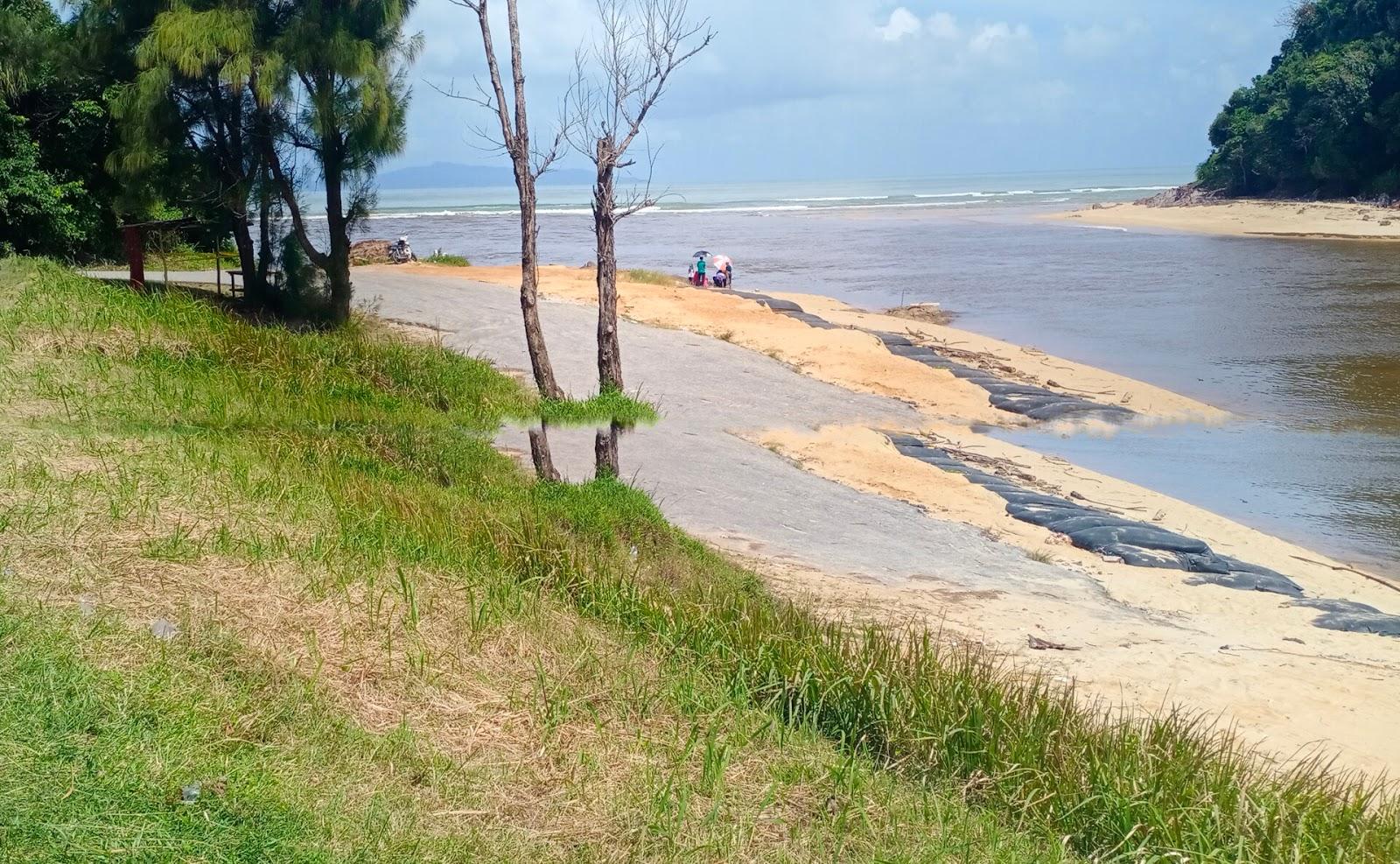 Sandee Merchang Beach