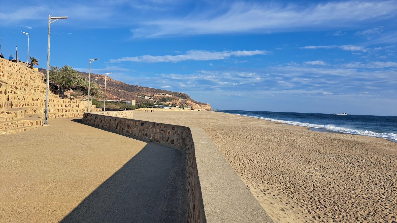Sandee Malecon / As Salinas