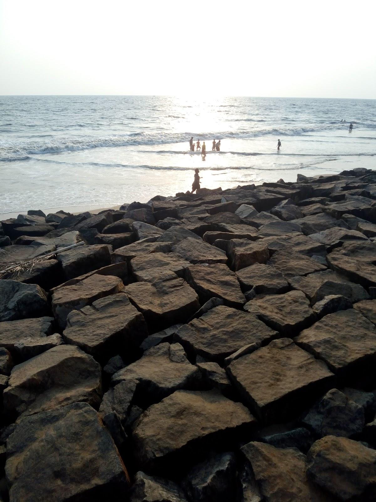Sandee Nattika Beach