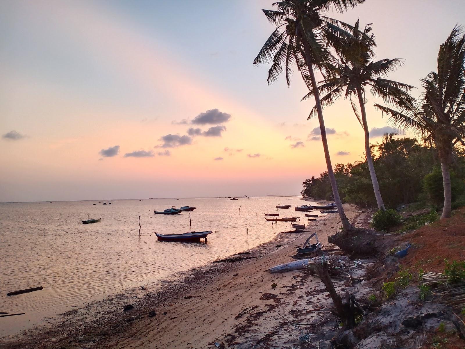 Sandee Uddo Beach