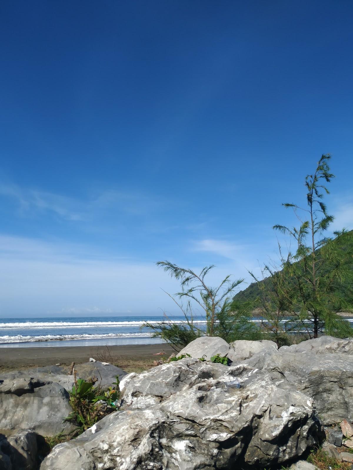 Sandee Pantai Leupung Photo