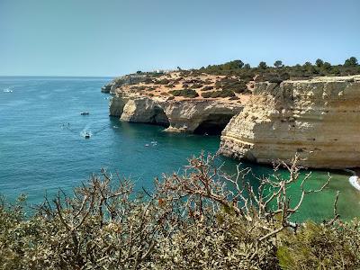 Sandee - Praia Da Corredoura