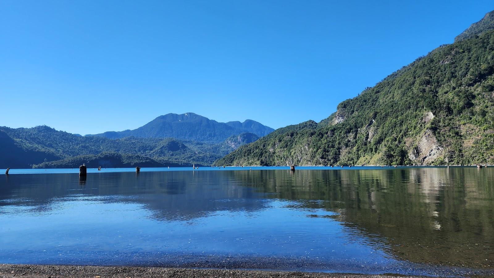 Sandee Lago Pellaifa Beach
