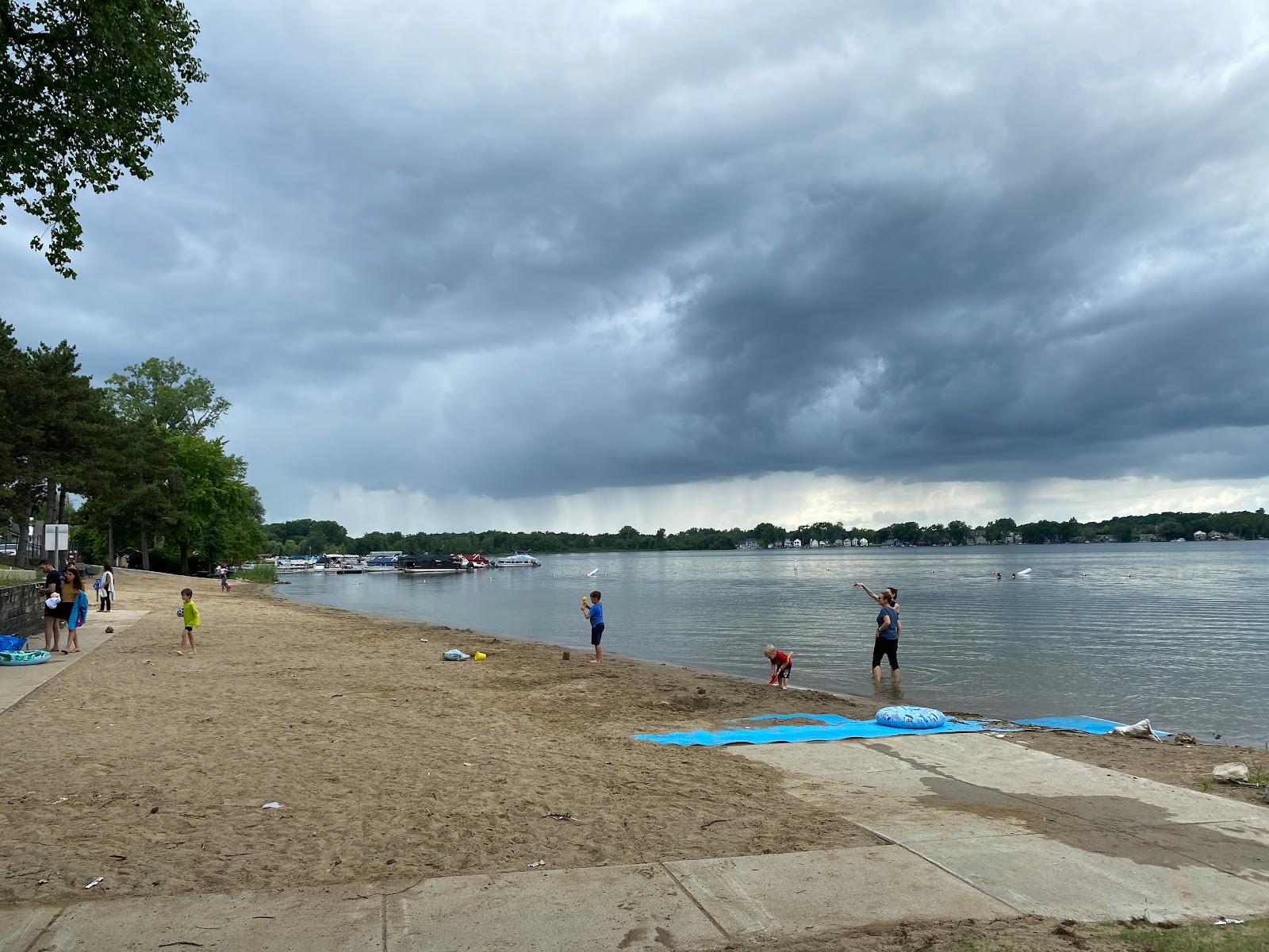 Sandee Lakeshore Park