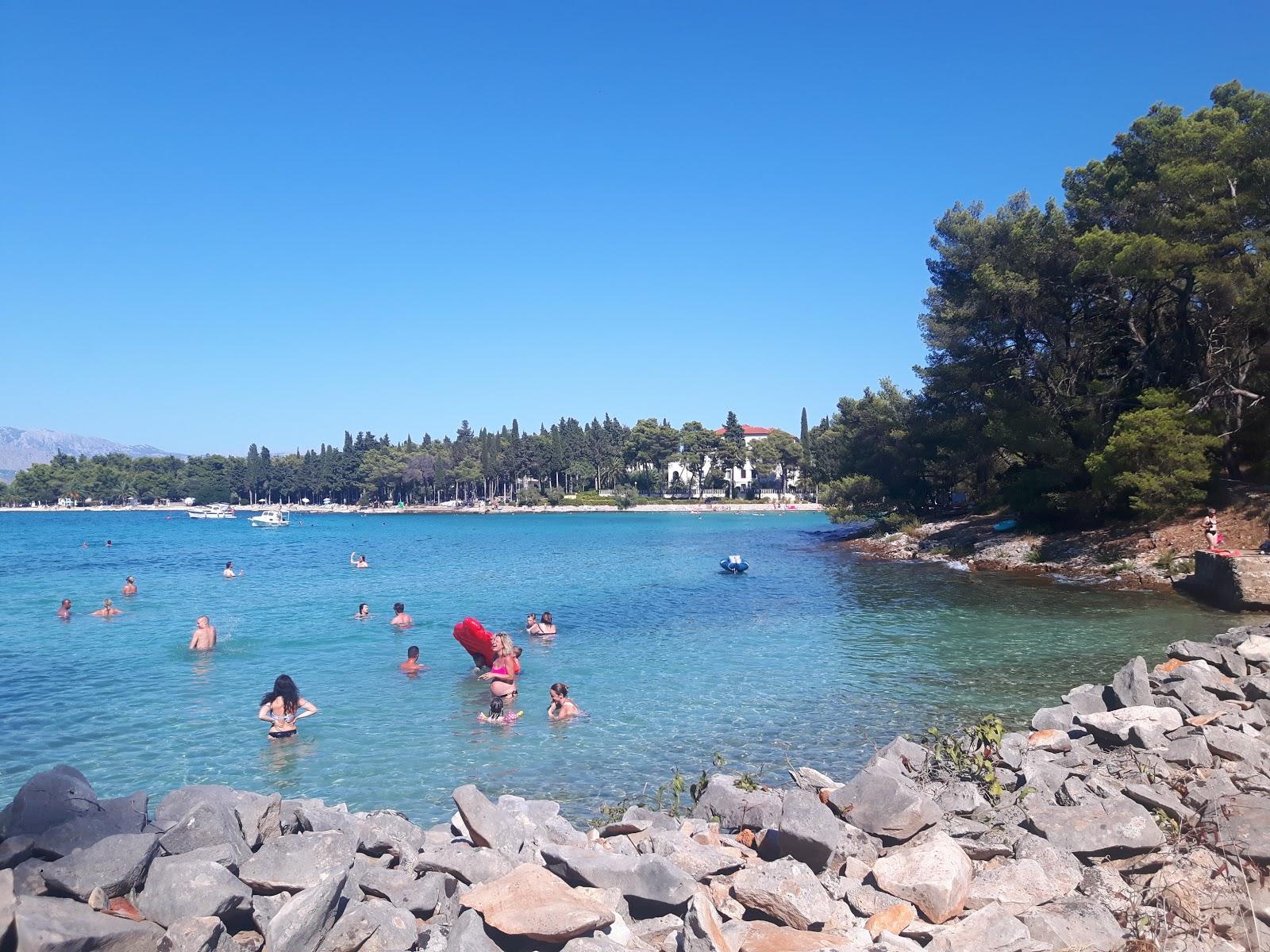 Sandee Beach Mutnik