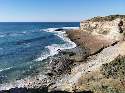 Sandee - Praia Do Penedo Mouro