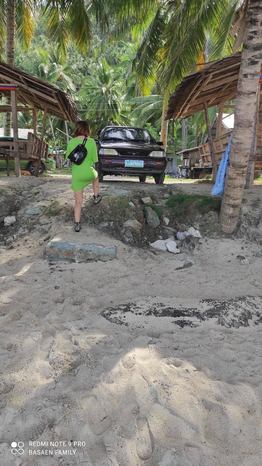 Sandee Yolly Beach Resort