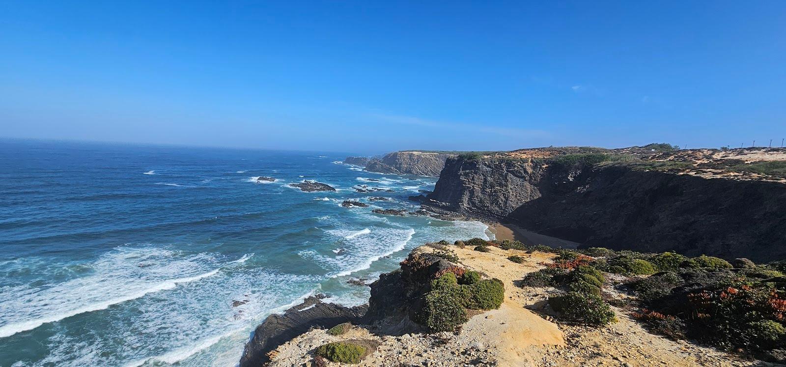 Sandee Praia Da Pedra Da Bica Photo