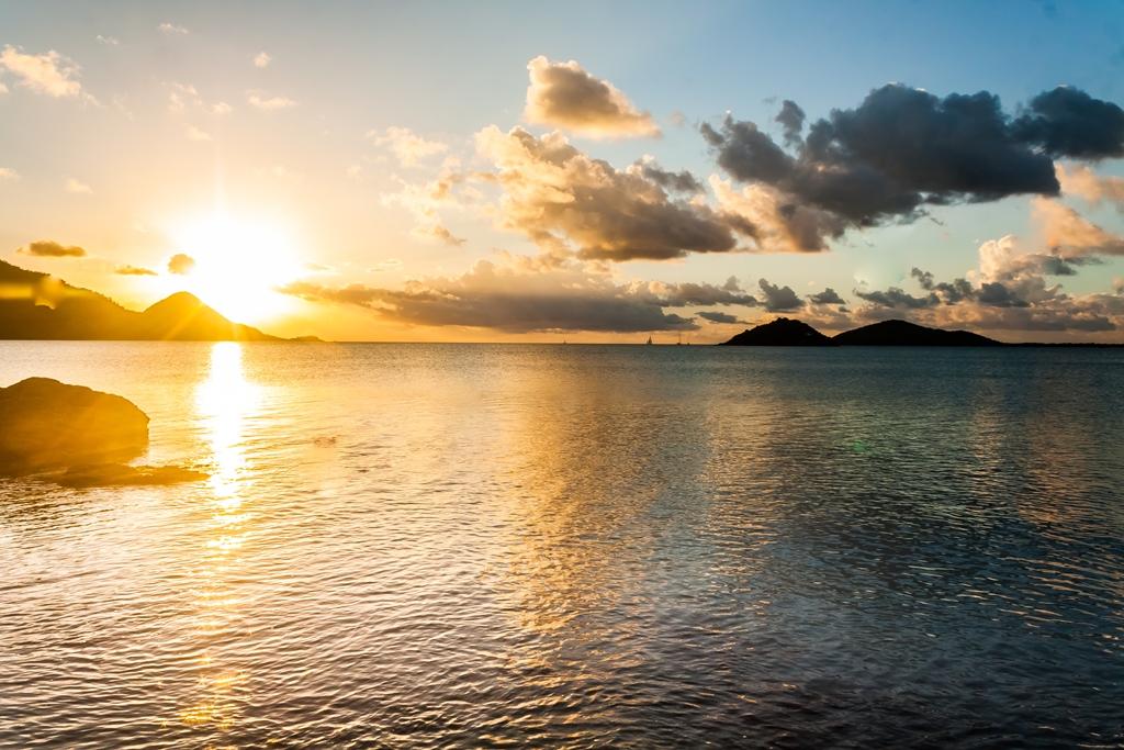 Sandee Hansons Bay Beach Photo