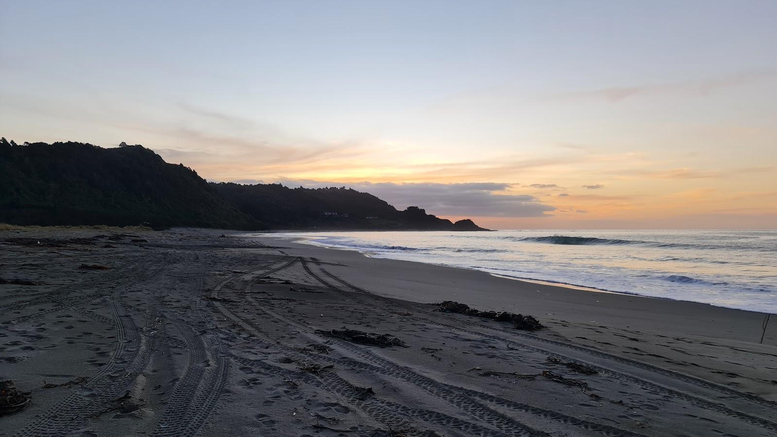 Sandee Chauman Beach