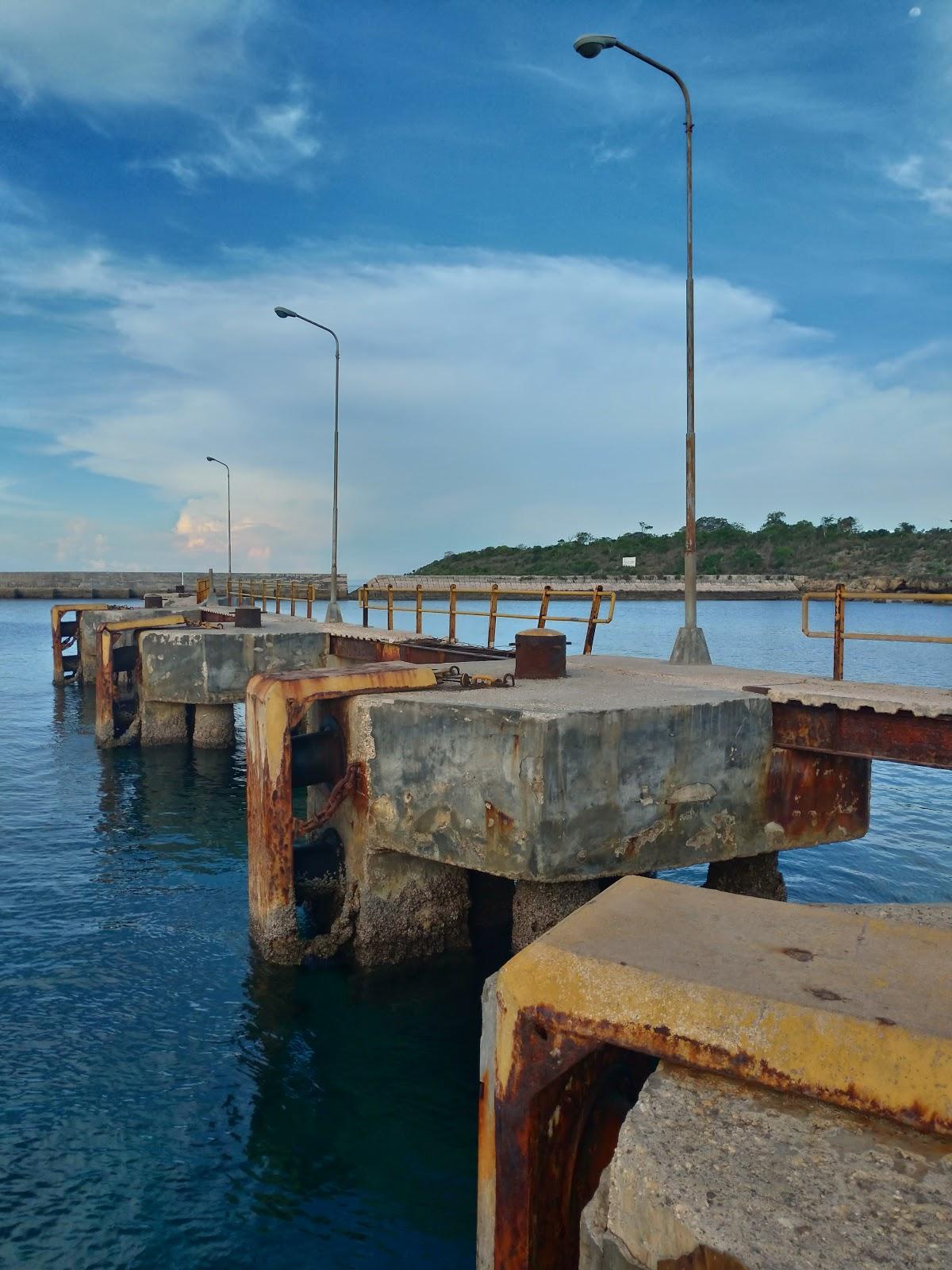 Sandee Dermaga Baru Waikelo