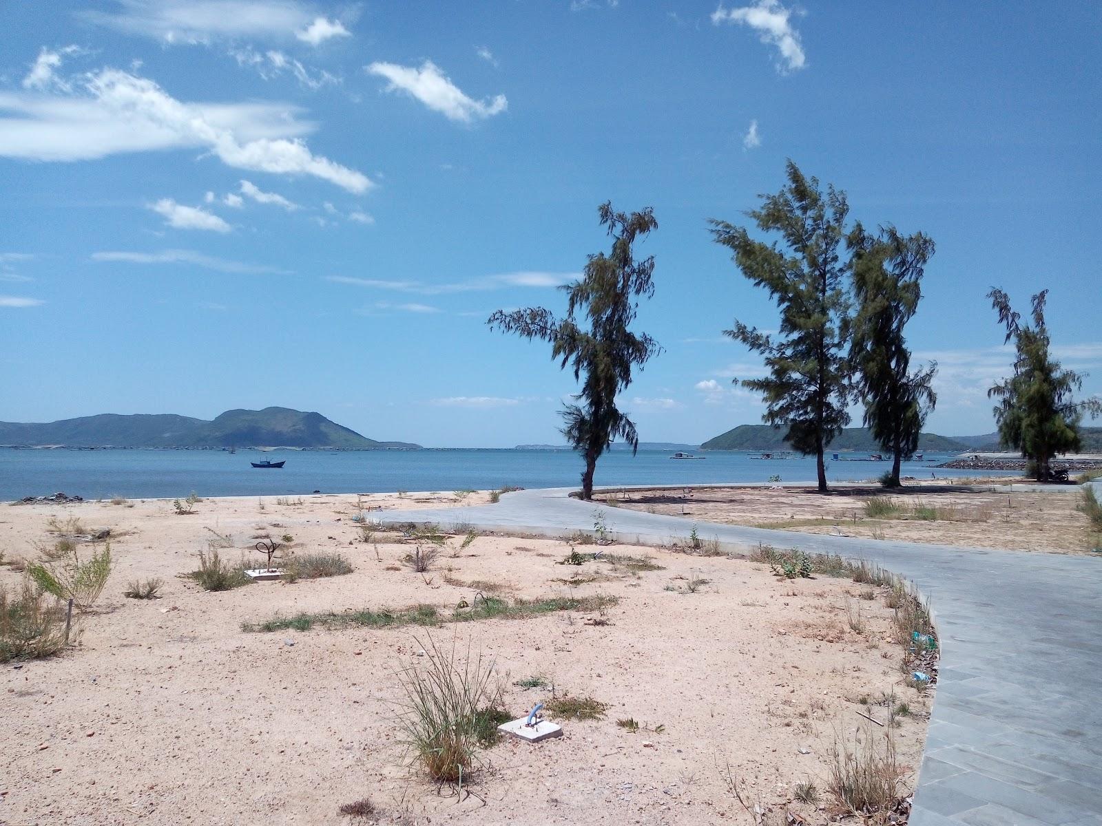 Sandee Song Cau Beach