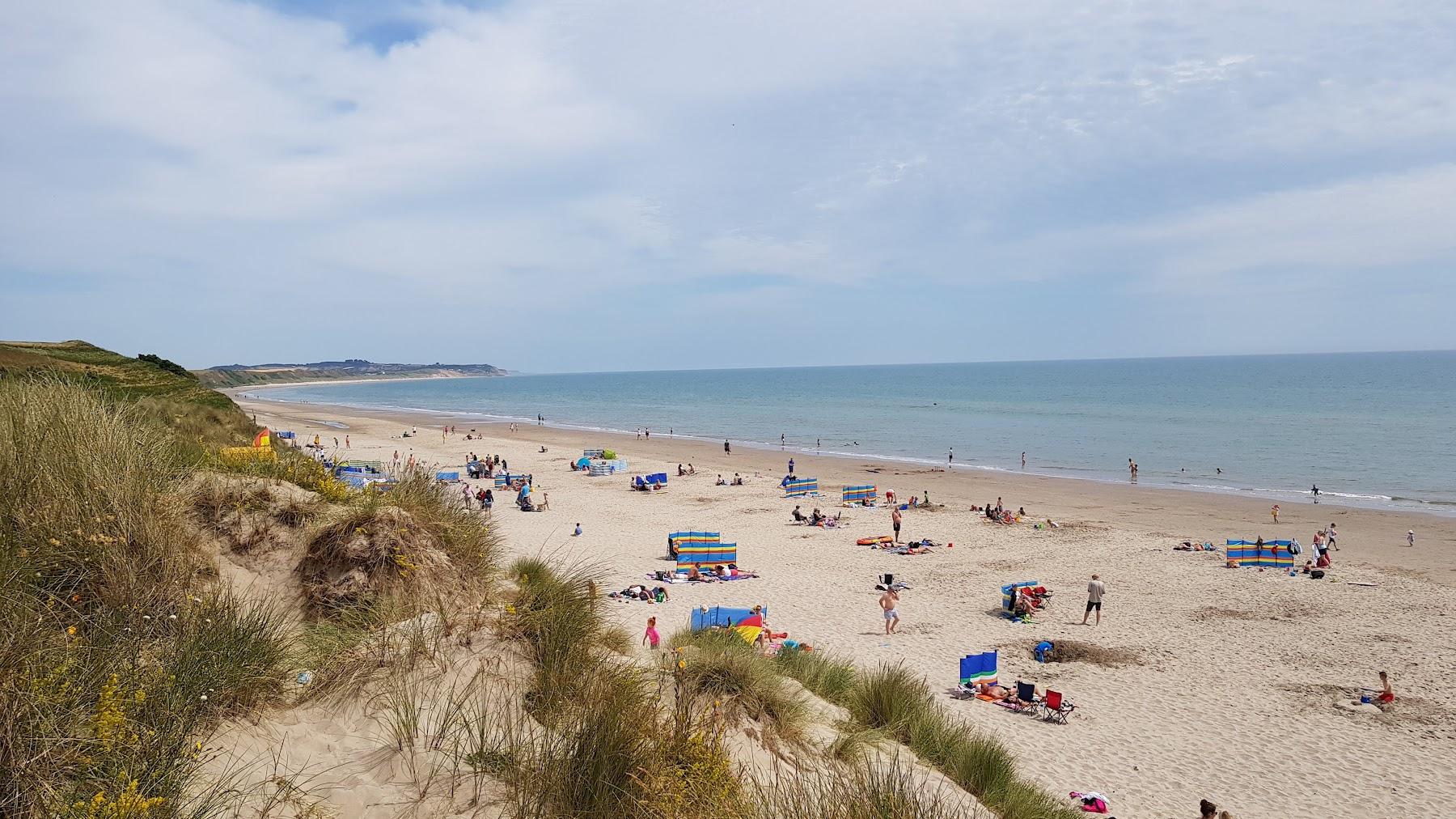 Sandee Ballinesker Beach Photo