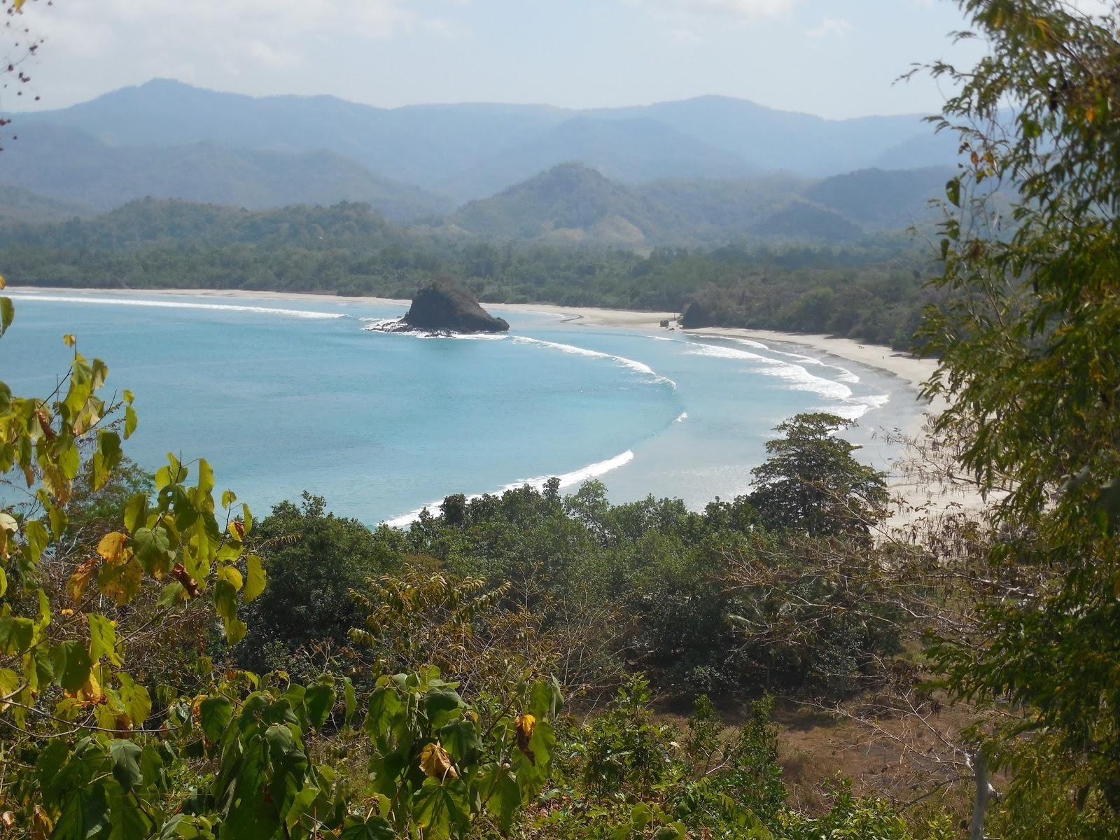 Sandee Pantai Maloba