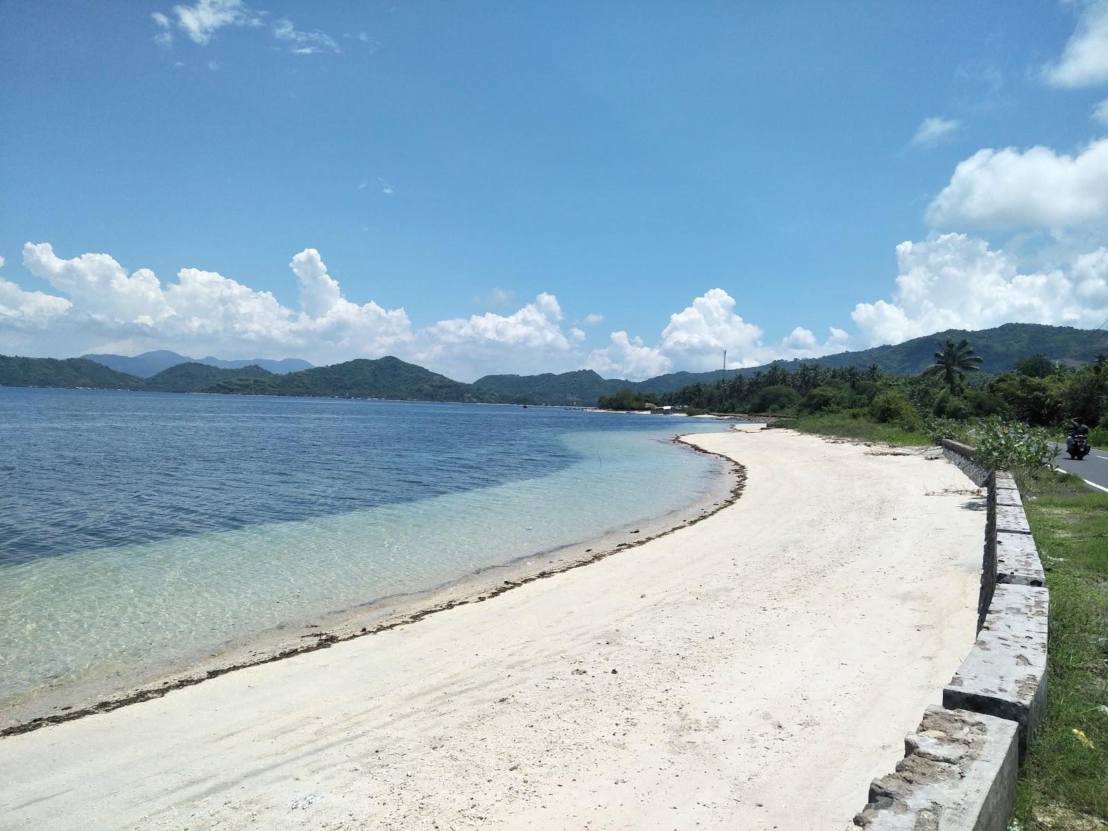 Sandee Penyeberangan Ke Gili Sudak