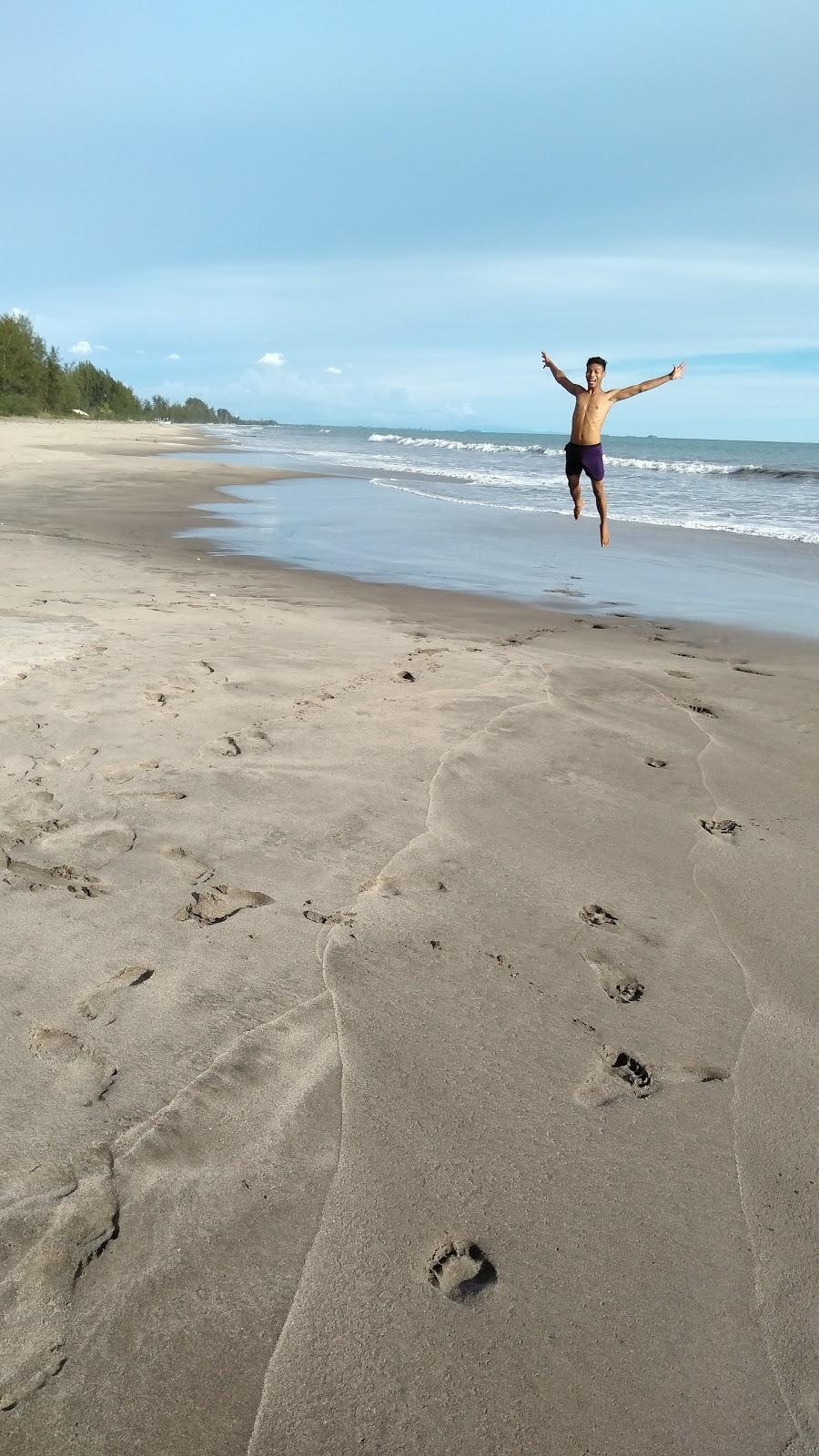 Sandee Pantai Kalampayan