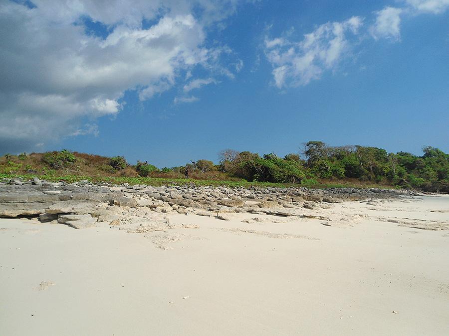 Sandee Halete Beach