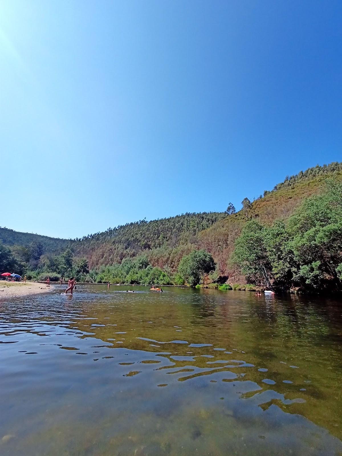 Sandee - Fluvial Do Alfusqueiro Beach