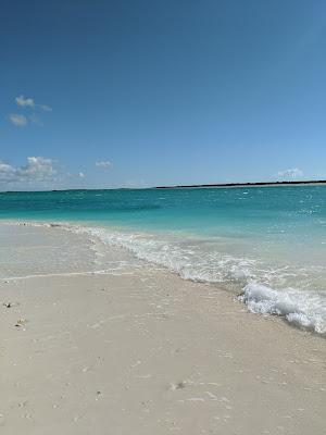 Sandee - Dellis Cay