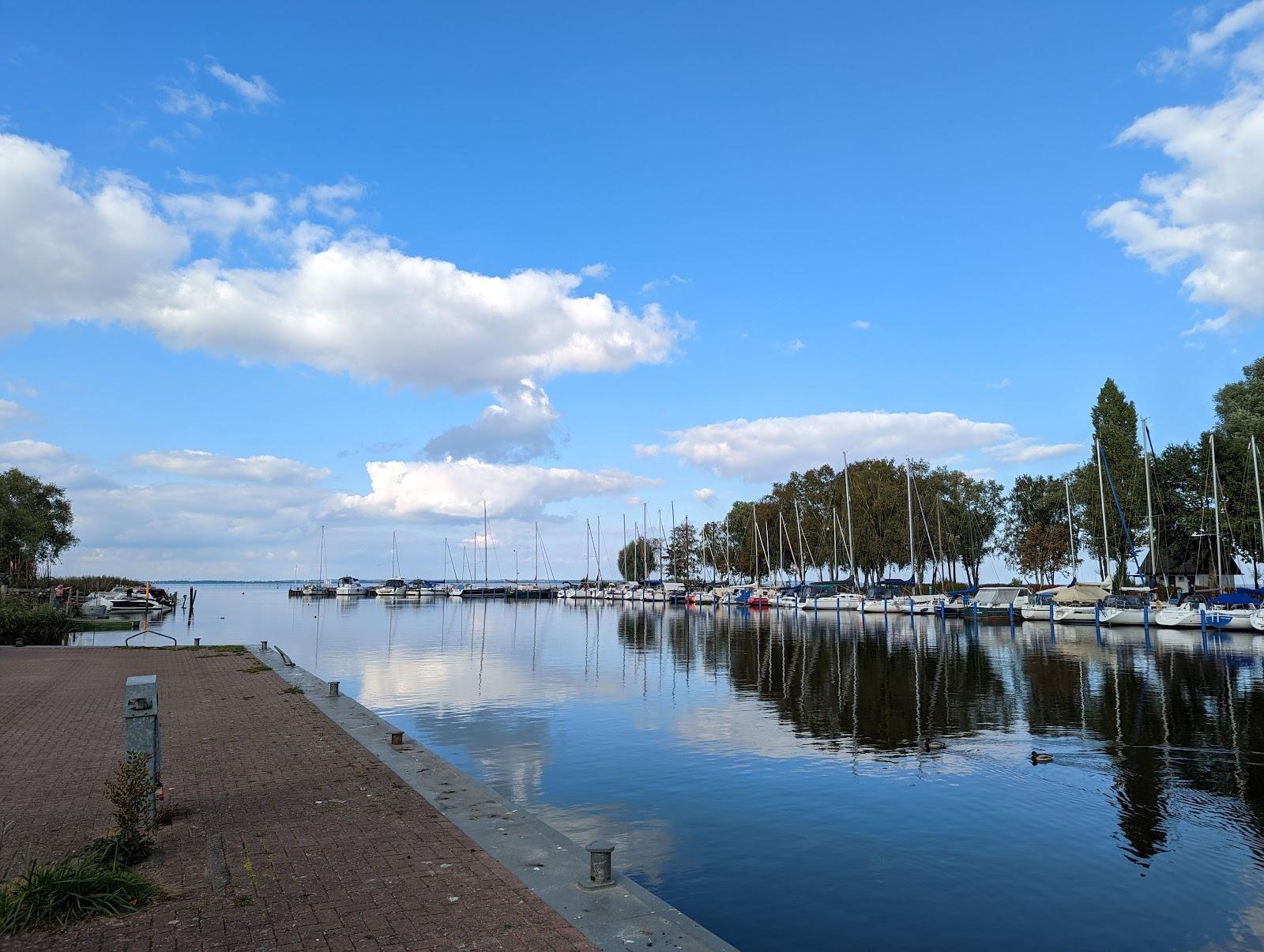 Sandee Strand Monkebude