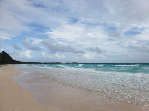 Sandee Arno Beachcomber Lodge Beach Photo