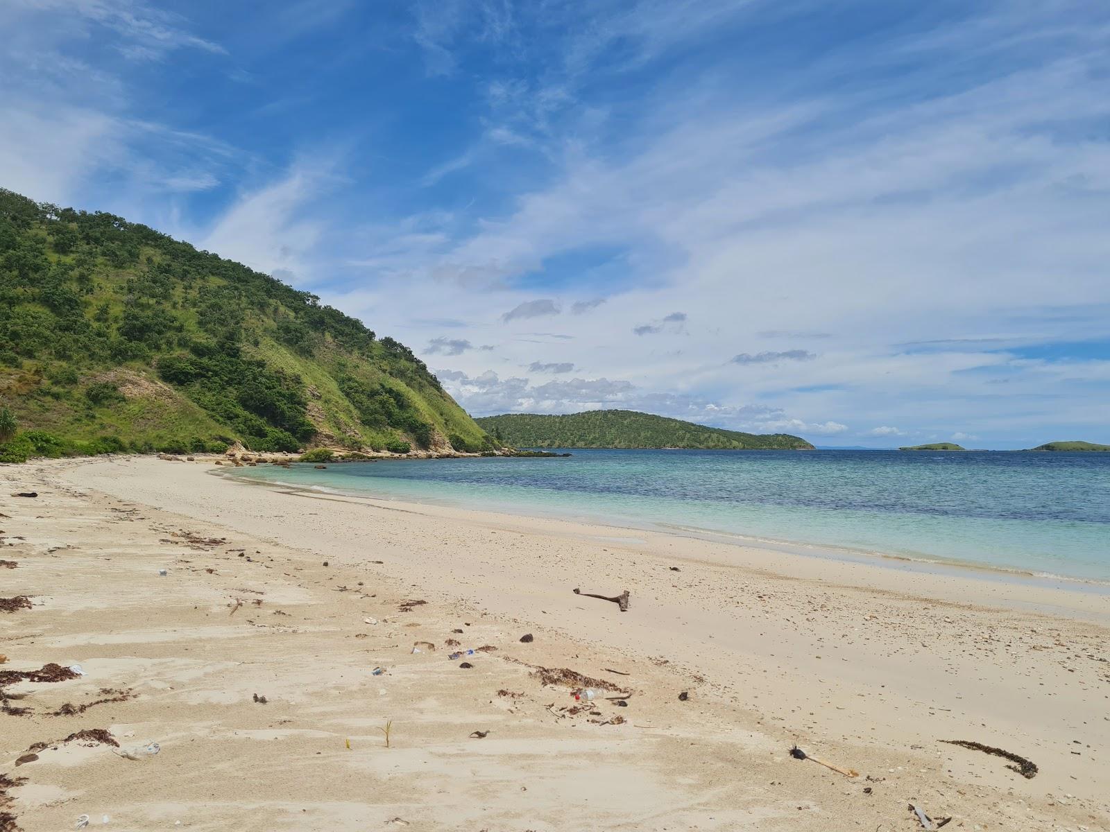 Sandee Roku Beach