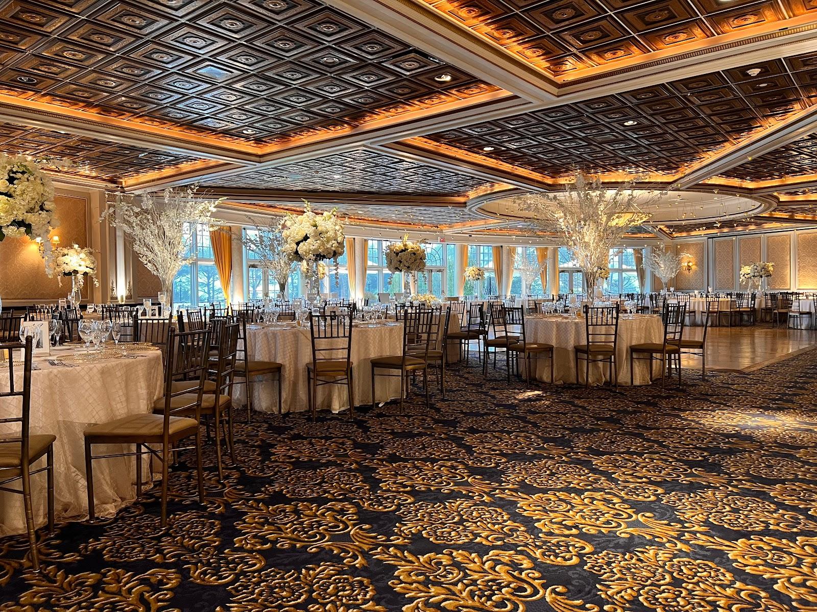 Sandee Vip Country Club