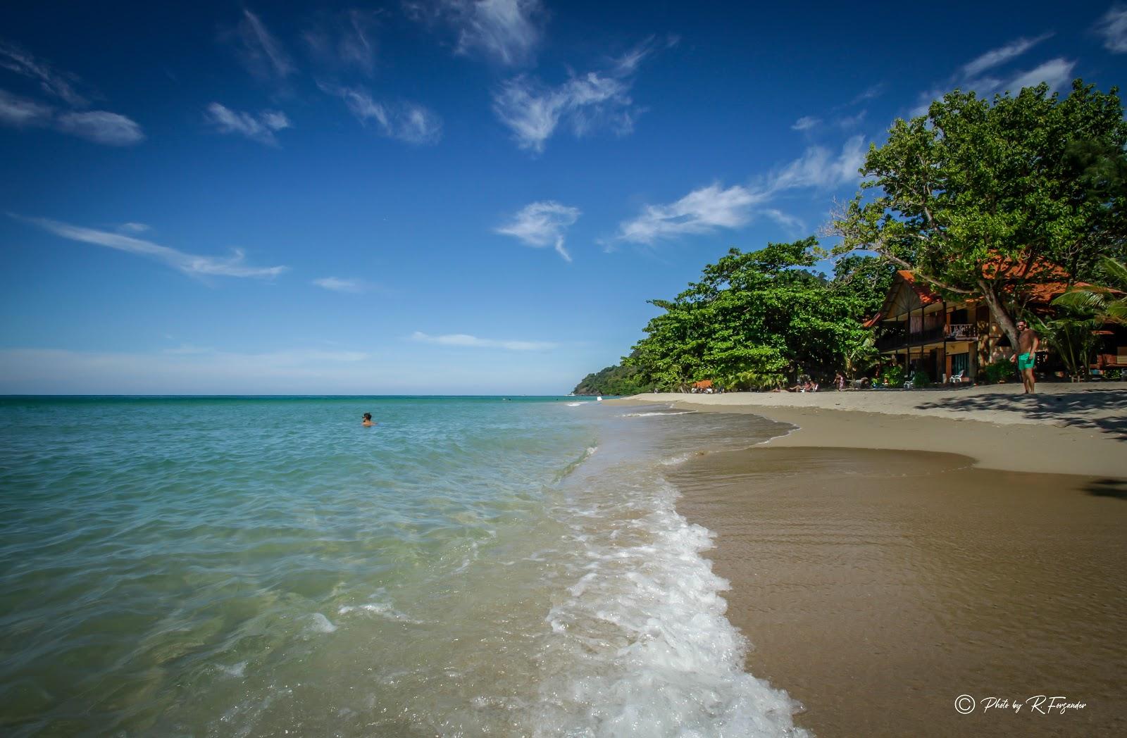 Sandee White Sand Beach Photo