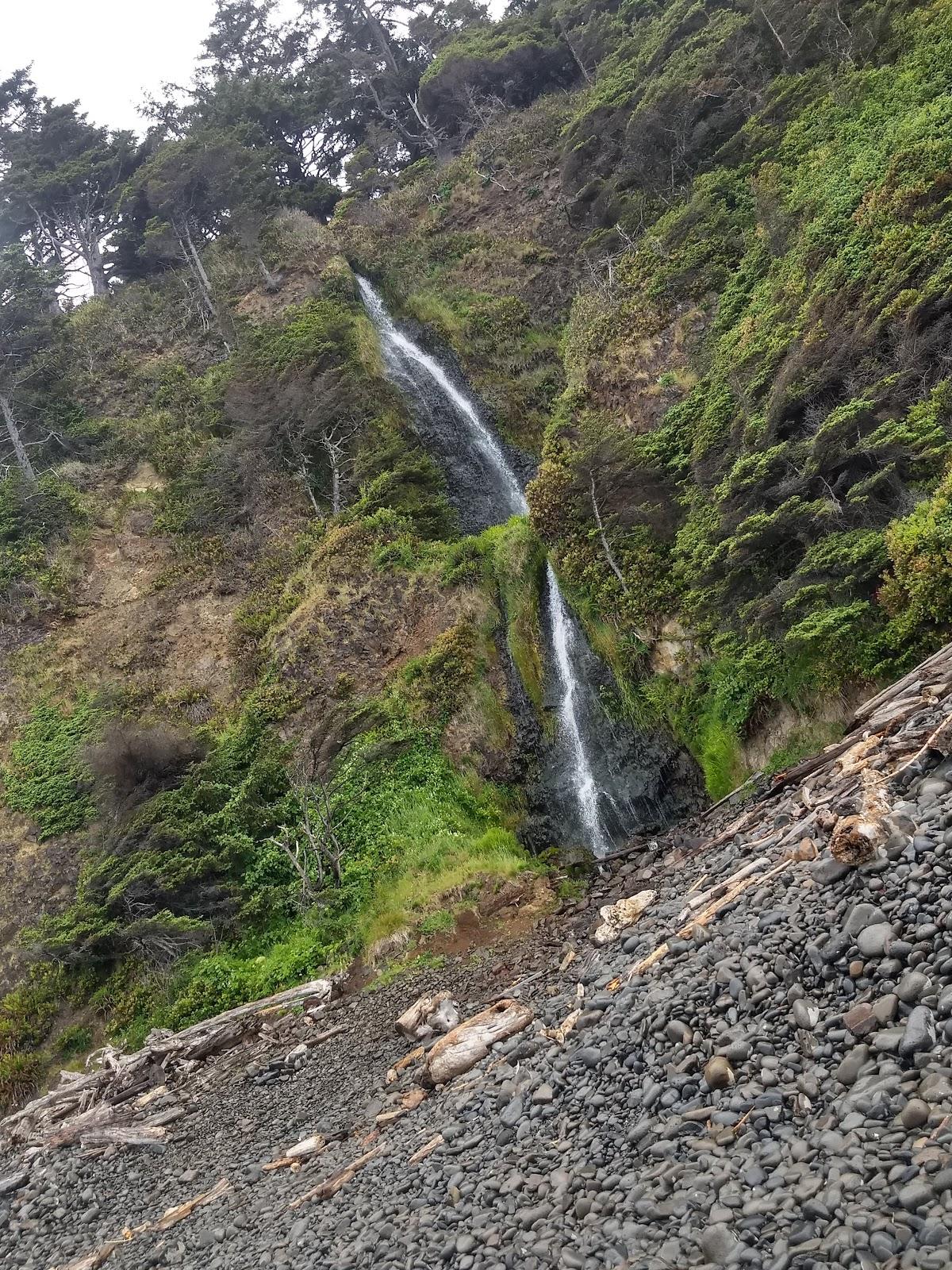 Sandee - Larson Creek Falls