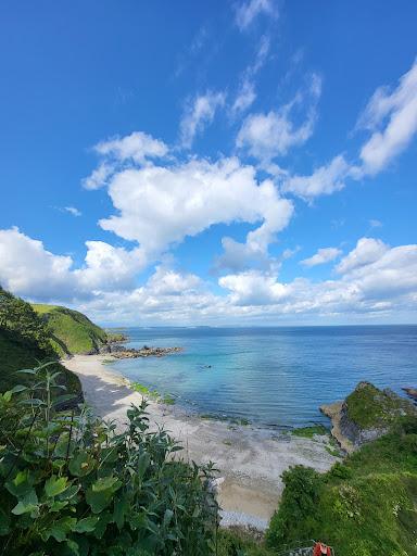 Sandee Polstreath Beach Photo