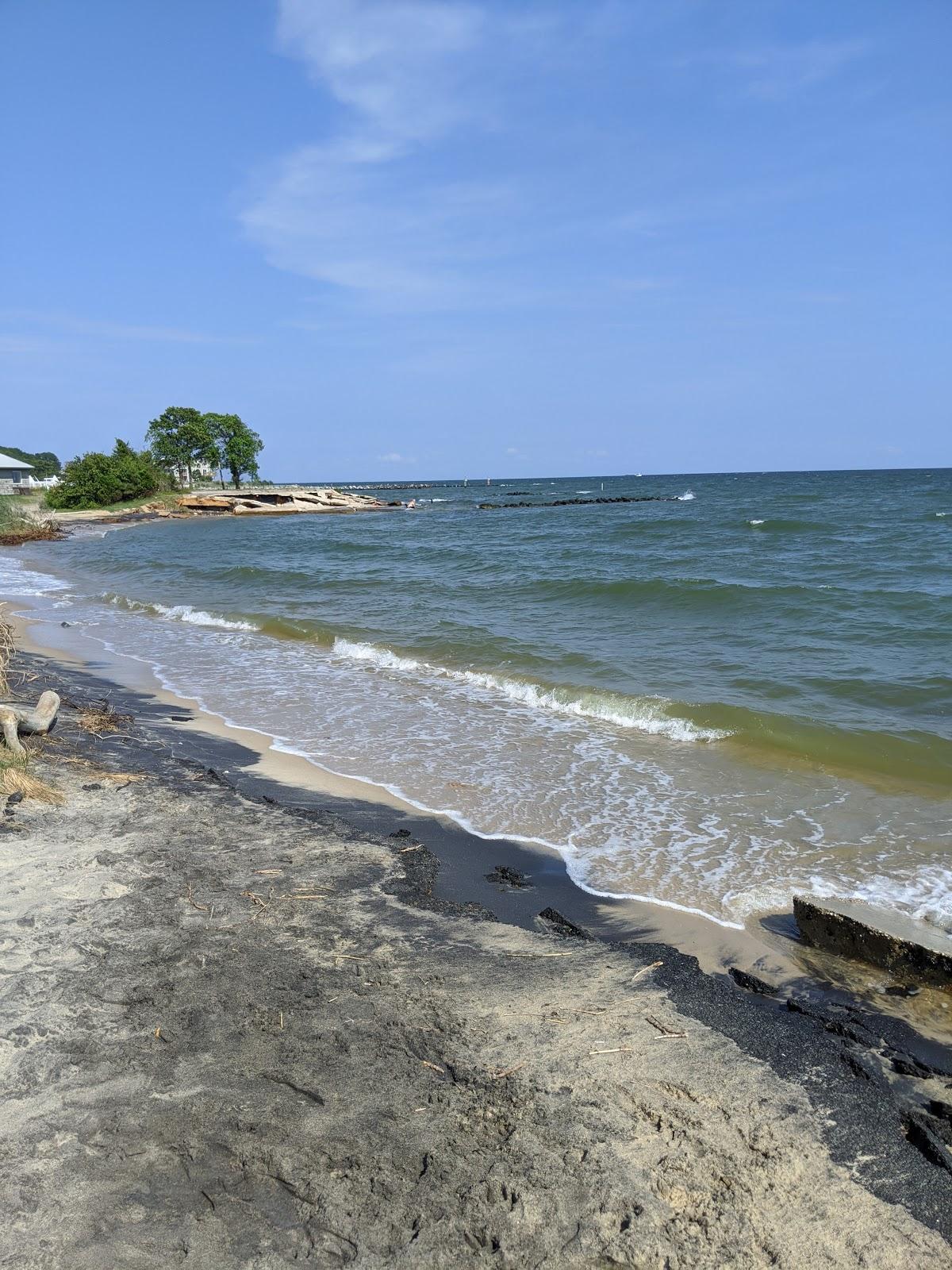 Sandee White Stone Beach Photo