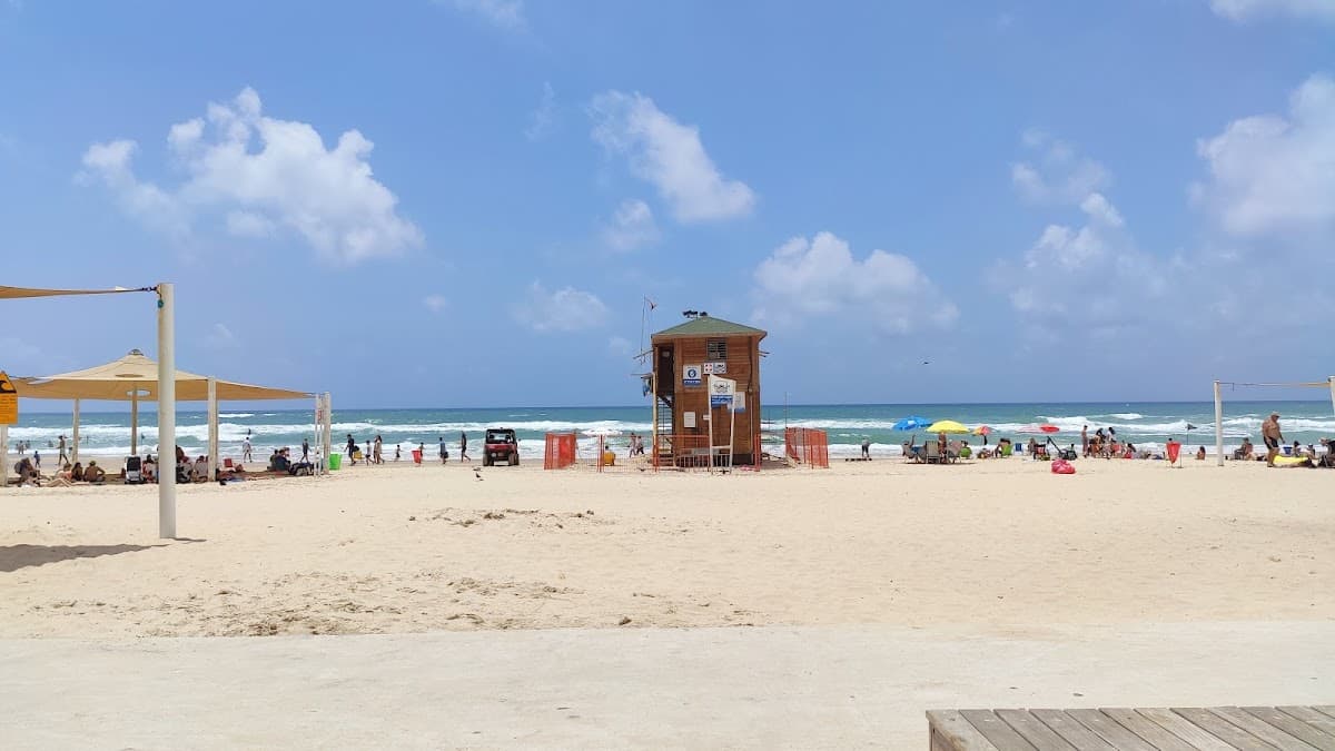 Sandee Harivyera Beach Photo
