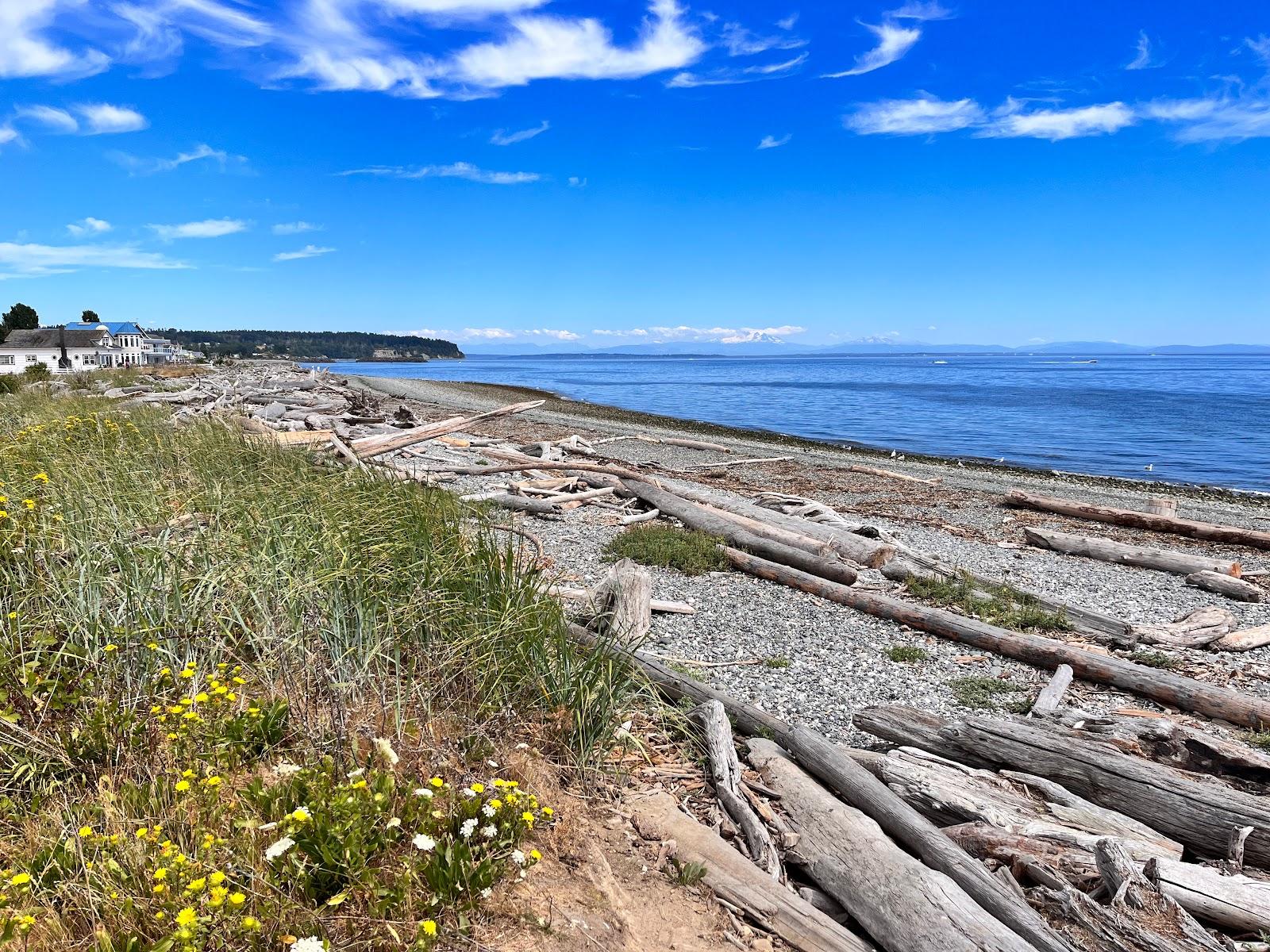 Sandee Lighthouse Marine County Park Photo