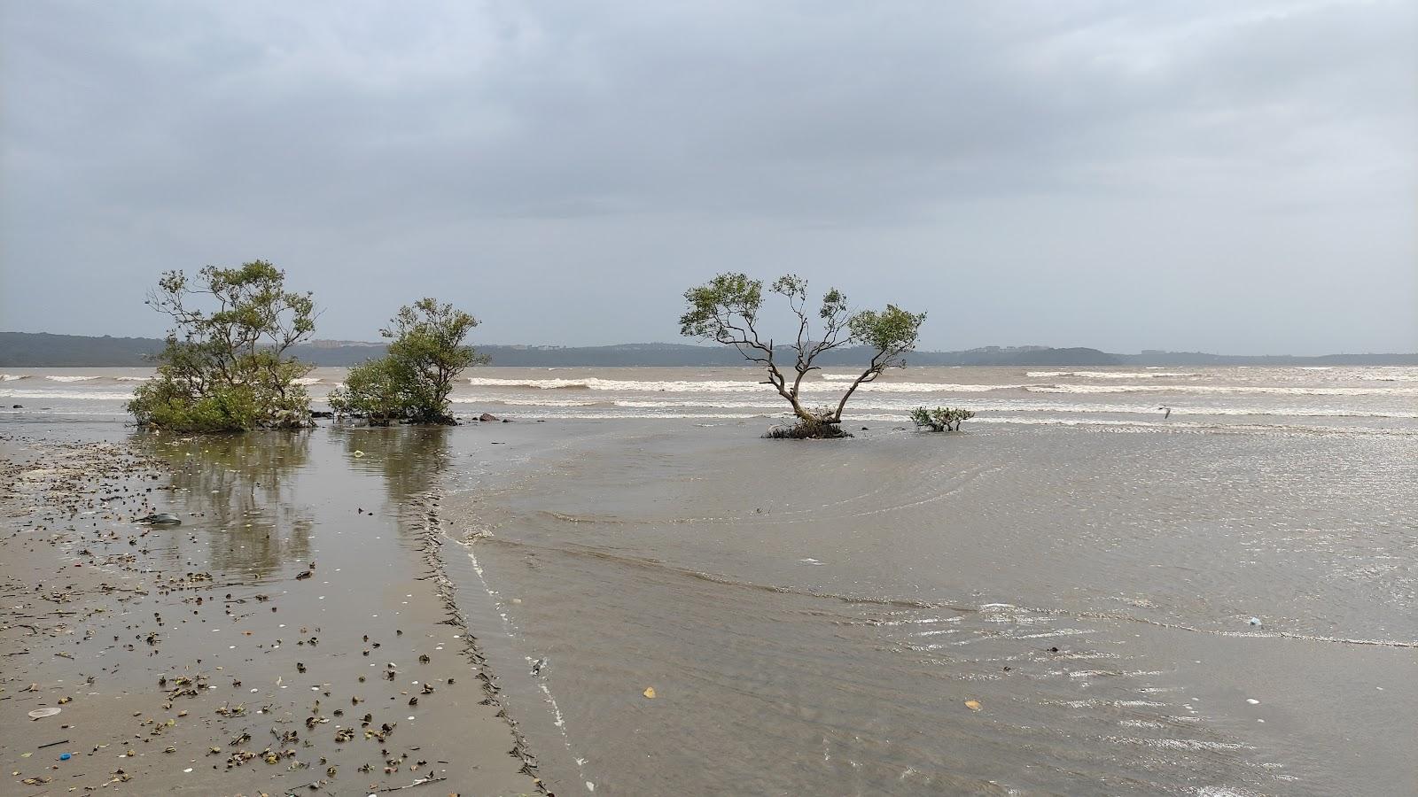 Sandee Pantai Sulaa